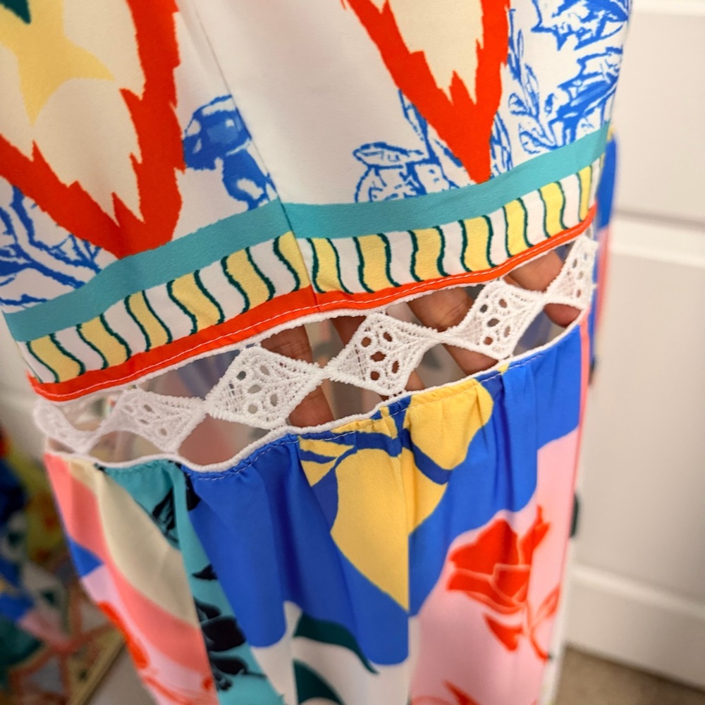 Multicolor Geometric Maxi Dress - Picture 7 of 11